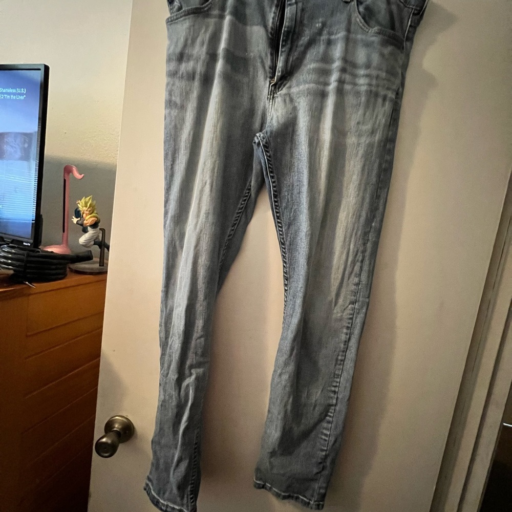 Levi jeans